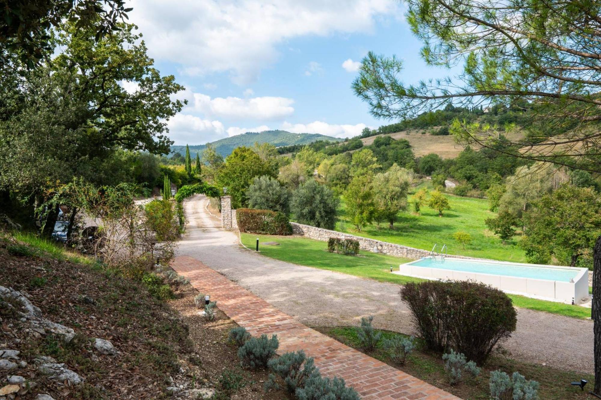 Castello Valenzino Acomodação com café da manhã Antognola Exterior foto